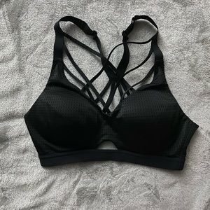 Victoria's Secret Sport Seamless black Strappy Sports Bra